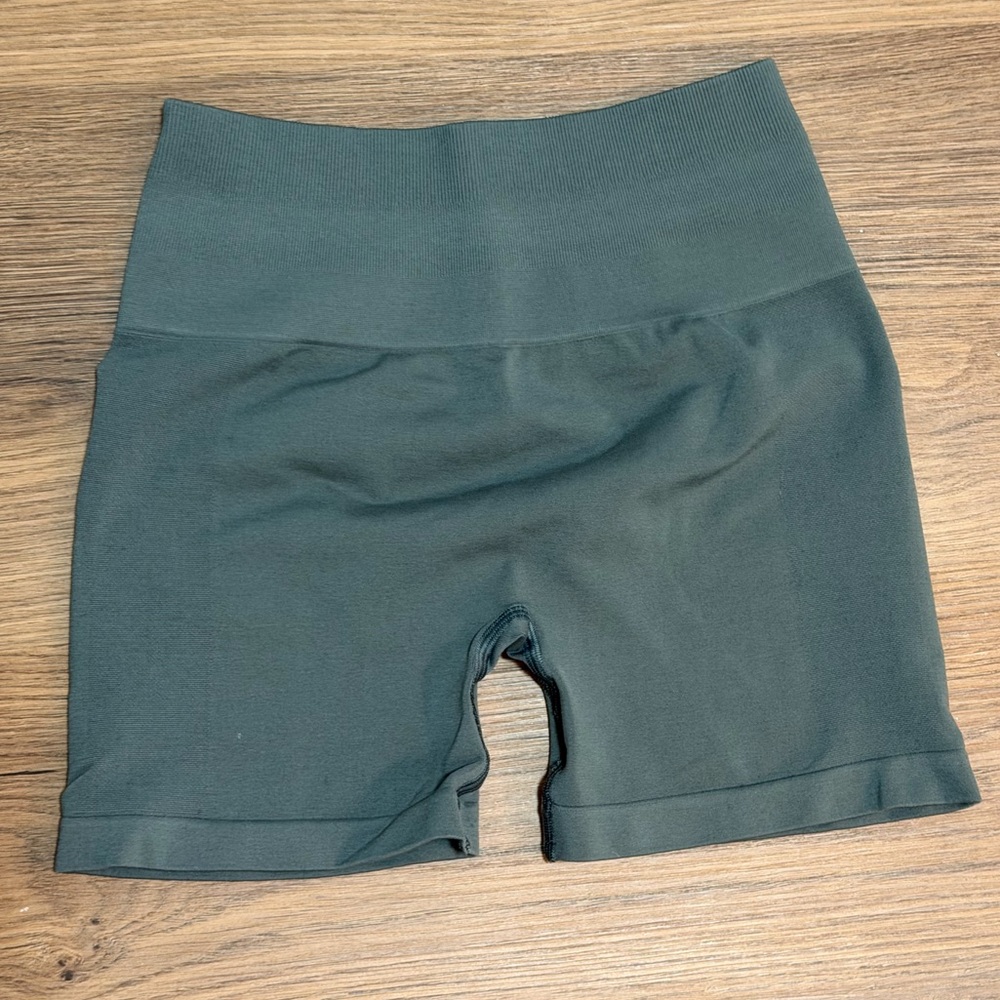 Alphalete Amplify Shorts